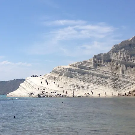 Oda ve Kahvaltı Monte Dei Pegni 3*