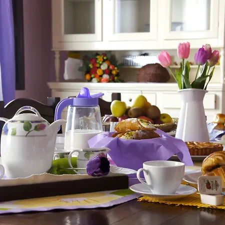 Monte Dei Pegni Oda ve Kahvaltı