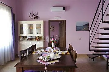 B&B Monte Dei Pegni Bed & Breakfast 3*