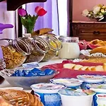 Monte Dei Pegni Bed & Breakfast 3*